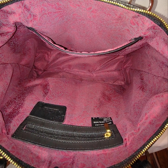 AngeLozano Flora Engraved Leather Tote with Floral Loom - Picture 7 of 16